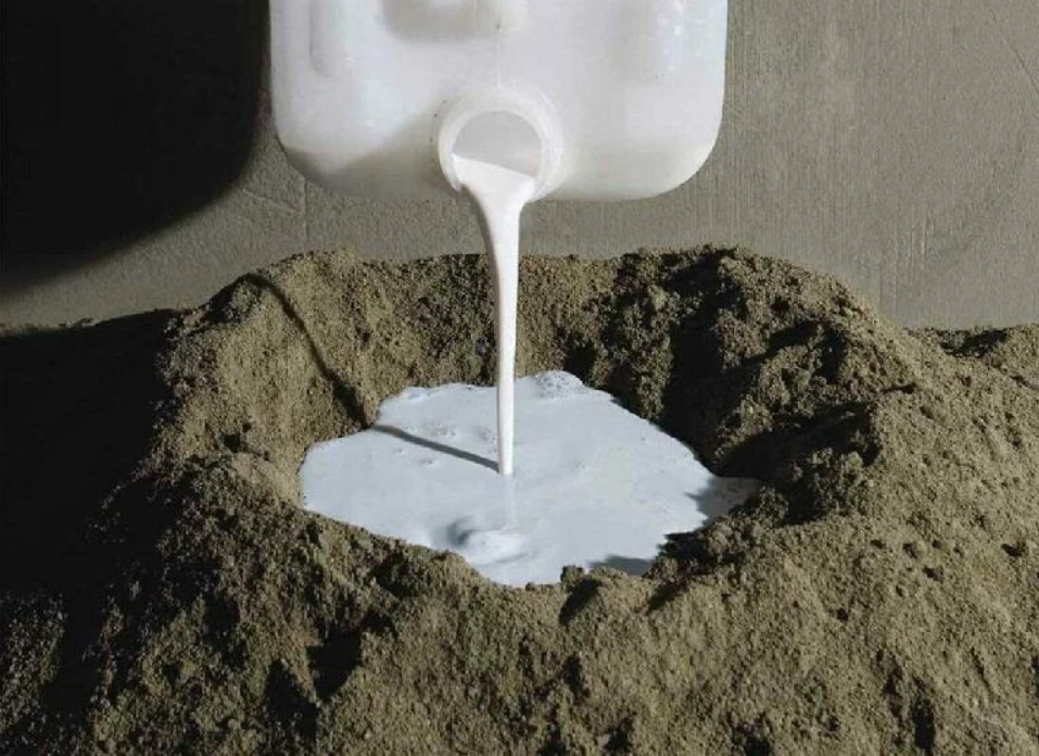 Будуйте впевнено з пластифікаторами Siltek – інноваційні рішення для бетону, який витримує час бетону