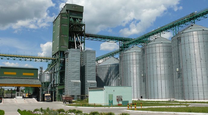 Попереднє очищення: незамінна роль скальператора в захисті обладнання елеватора очищення